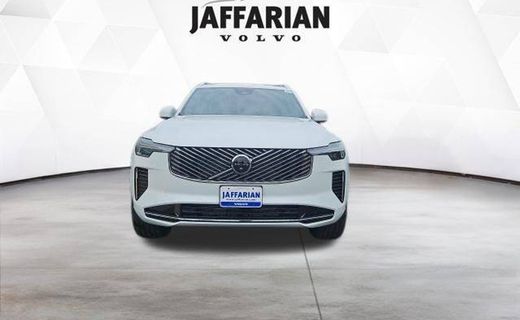 2026 Volvo XC90 Ultra Bright