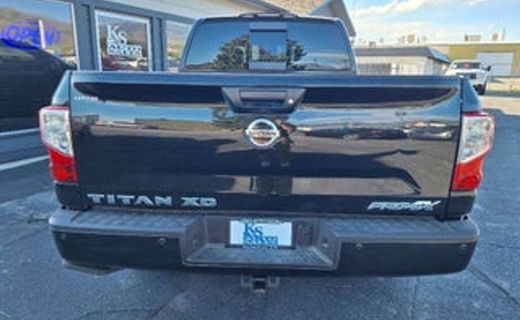 2018 Nissan Titan