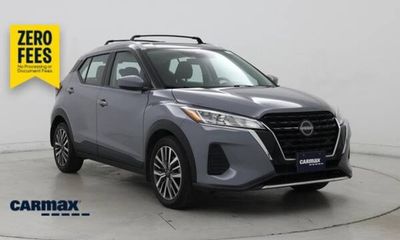 2022 Nissan Kicks SV