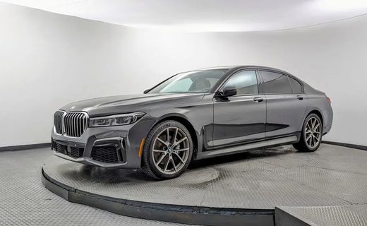2021 BMW 740I