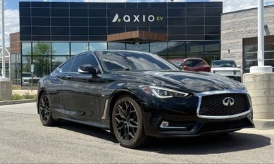2018 Infiniti Q60 30T Luxe Coupe