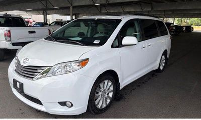 2014 Toyota Sienna XLE