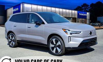 2026 Volvo EX90 Plus