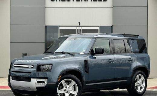 2022 Land Rover Defender 110 SE