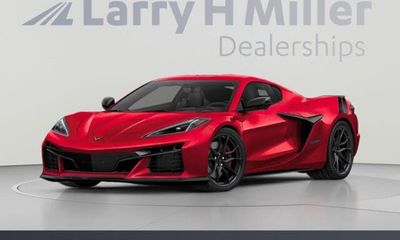 2027 Chevrolet Corvette 2LT
