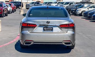 2025 Lexus LS 500 Luxury