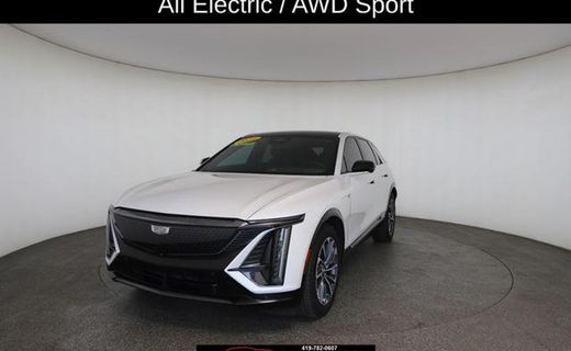 2024 Cadillac Lyriq Sport 1