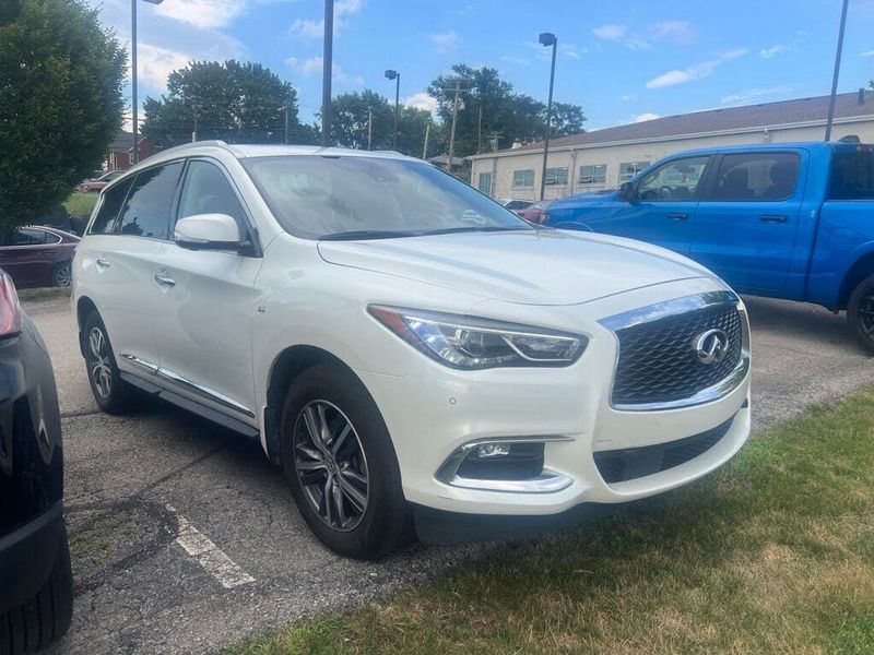 2020 Infiniti QX60 — a typically priced live listing