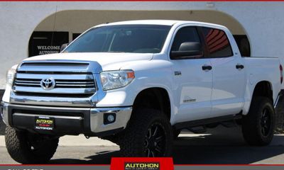 2017 Toyota Tundra SR5