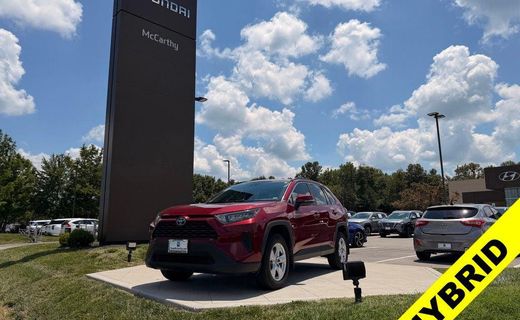 2021 Toyota RAV4 LE