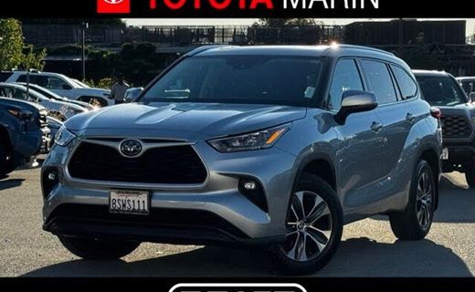 2020 Toyota Highlander XLE NAV