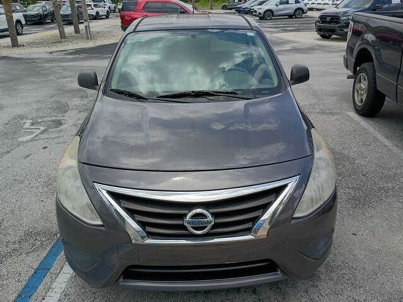 2015 Nissan Versa — a typically priced live listing