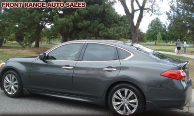 2013 Infiniti M37