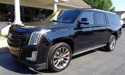 2020 Cadillac Escalade ESV Platinum