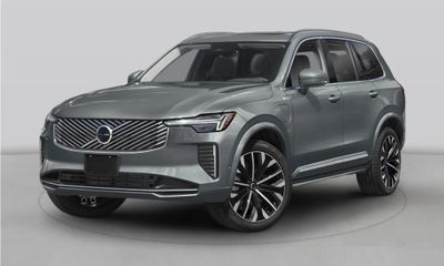 2026 Volvo XC90 Plus Bright