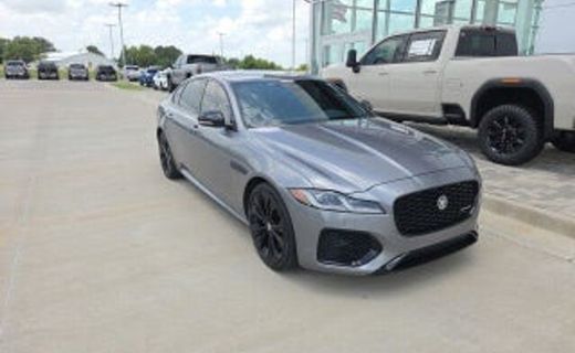 2024 Jaguar XF P300 SE
