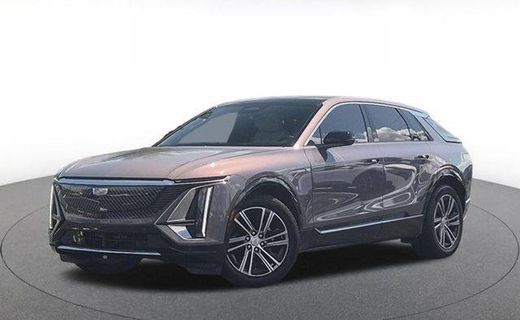 2025 Cadillac Lyriq Luxury 1