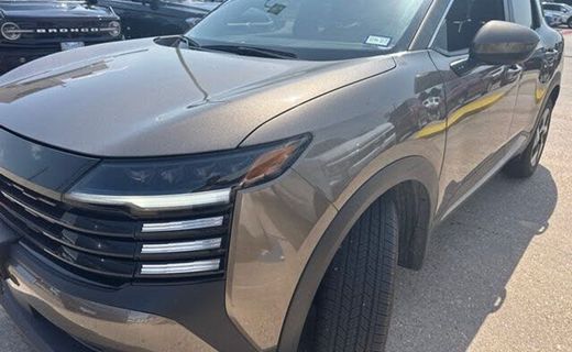 2025 Nissan Kicks MPV SV