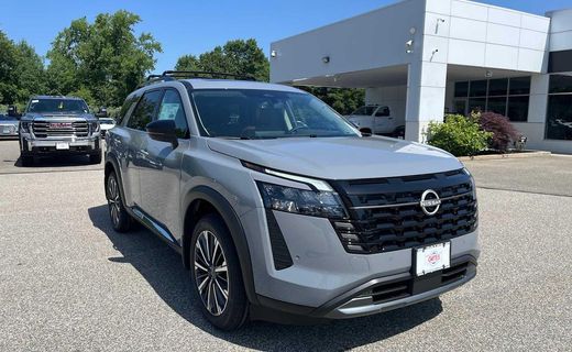 2026 Nissan Pathfinder Platinum