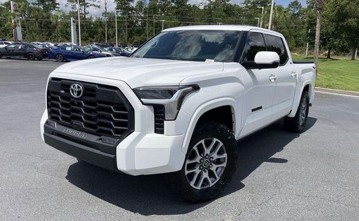 2023 Toyota Tundra SR5