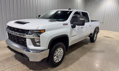 2023 Chevrolet Silverado HD LT
