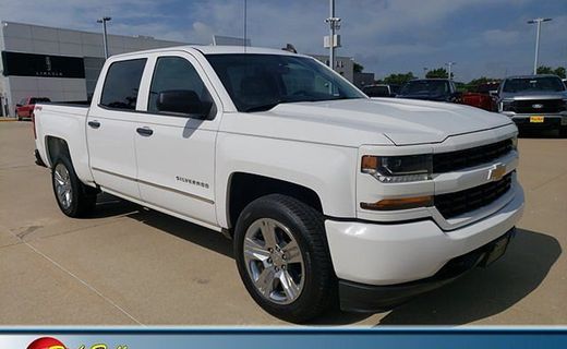 2018 Chevrolet Silverado Custom