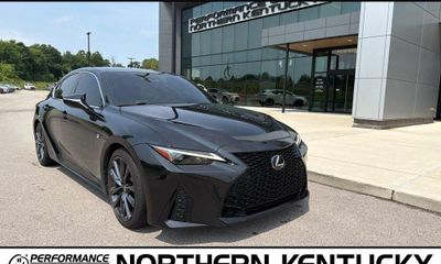 2023 Lexus IS 350 F Sport