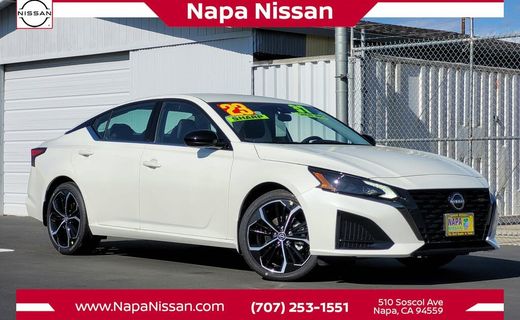 2023 Nissan Altima SR