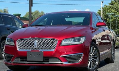 2017 Lincoln MKZ Select