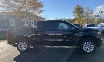 2021 Chevrolet Silverado Custom
