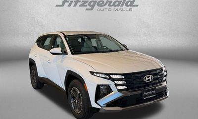 2026 Hyundai Tucson Blue SE
