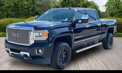 2016 GMC Sierra Denali
