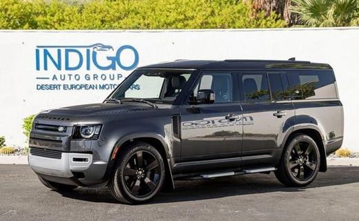 2023 Land Rover Defender 130 SE