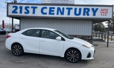 2017 Toyota Corolla L LE SE