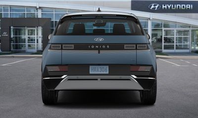 2024 Hyundai Ioniq 5 SE