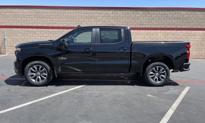 2022 Chevrolet Silverado LTD RST