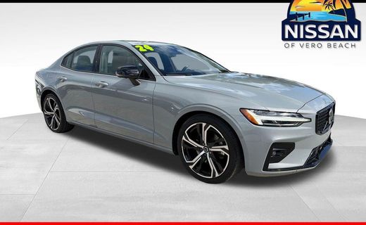 2024 Volvo S60 Plus Dark