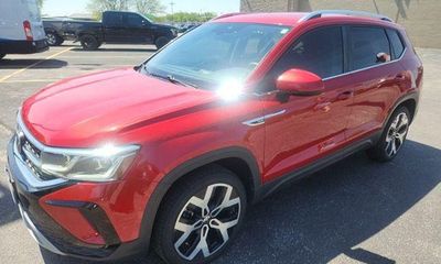 2022 Volkswagen Taos 4Motion SEL
