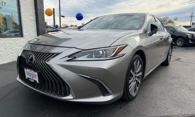 2020 Lexus ES 350 Premium