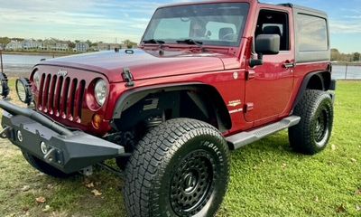 2011 Jeep Wrangler Sahara Unlimited