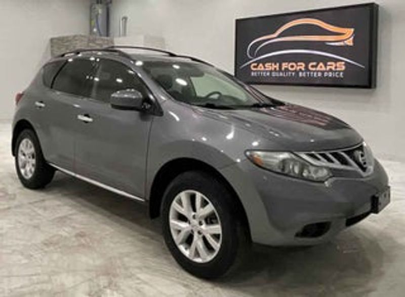 2014 Nissan Murano — a typically priced live listing