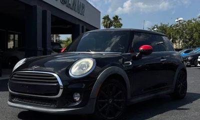 2015 Mini Hardtop Hatchback