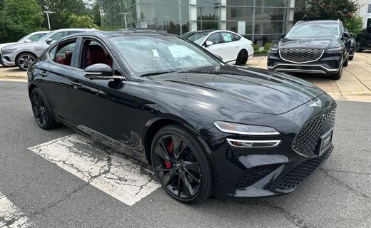 2023 Genesis G70