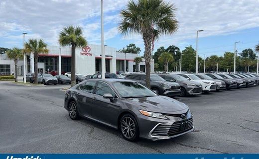 2022 Toyota Camry XLE