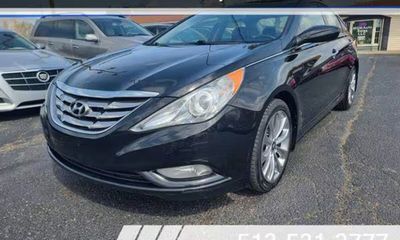 2012 Hyundai Sonata Middle Level