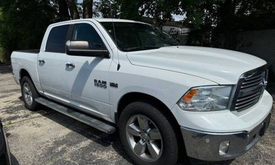2017 Ram 1500 SLT