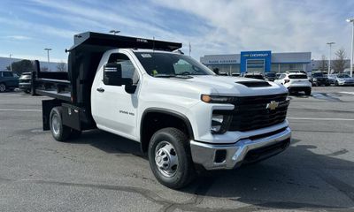 2025 Chevrolet Silverado HD Work Truck