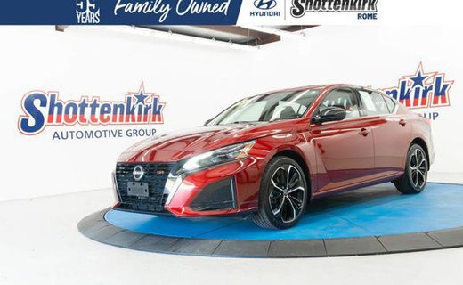 2023 Nissan Altima SR