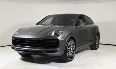 2022 Porsche Cayenne Turbo Coupe