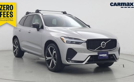 2024 Volvo XC60 Ultimate Dark